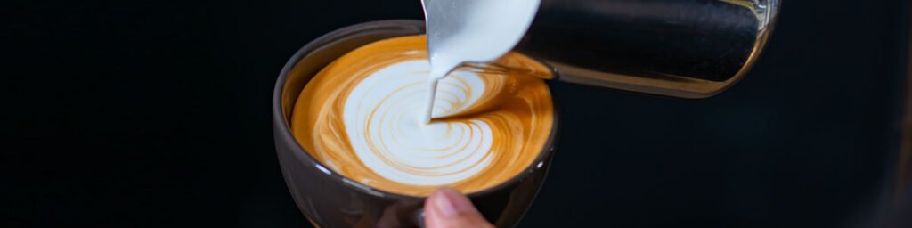 Så gör du cappuccino och caffelatte hemma – Expertråden som gör skillnad