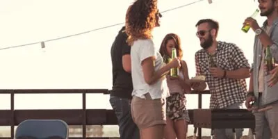 Grilla på balkongen: Detta gäller i lägenheter