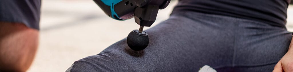 Massagepistolens effekt på muskler – vi reder ut myter och fakta