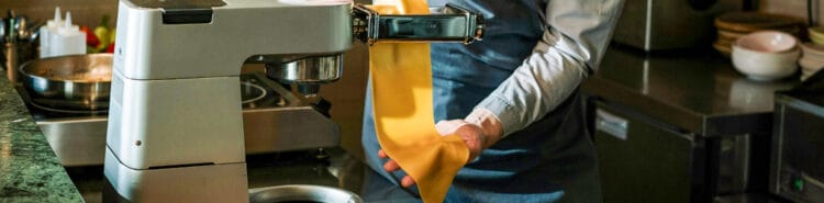 Tjocklek på pastadegen - justerat på pastamaskinen